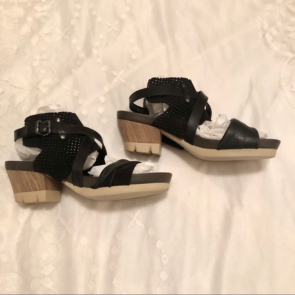 OTBT Take Off Heeled Sandals, Size 8 Leather upper - Picture 1 of 8